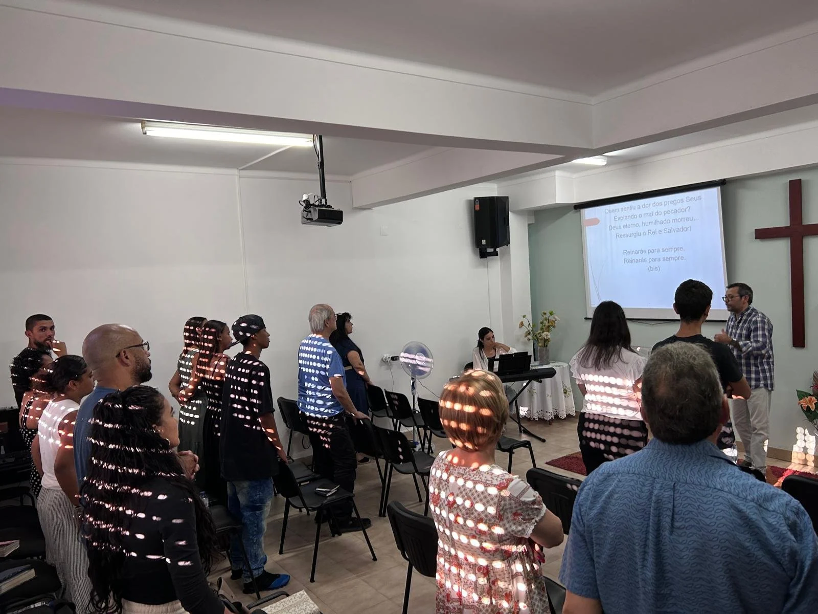 Encontro da igreja em Vale de Figueira
